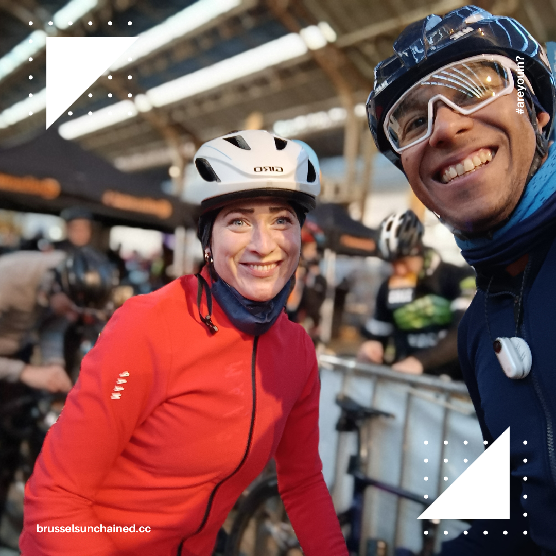 Kim and Kirstyn posing for the camera at the Omloop Het Nieuwsblad 2023 Cyclo