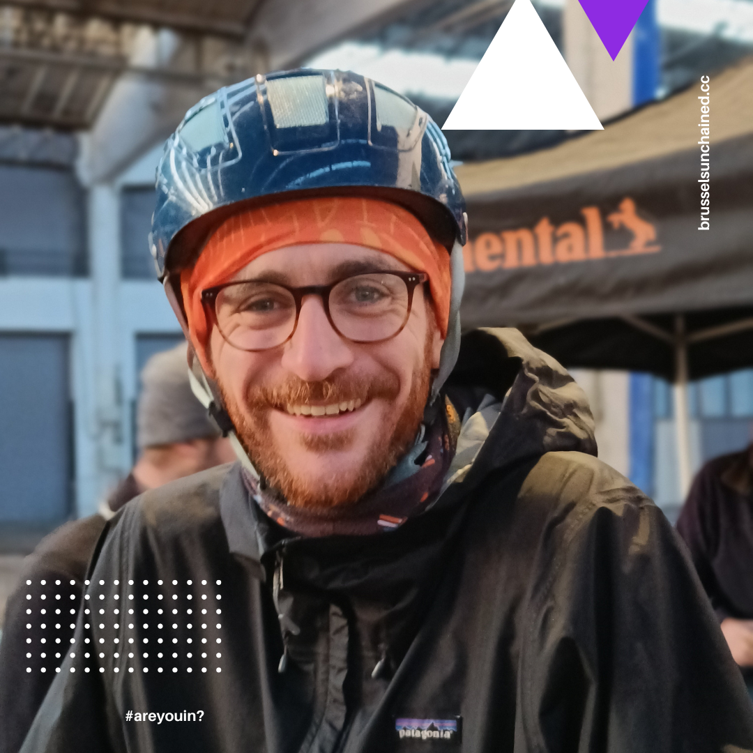 Cyclist posing for the camera before start of Omloop Het Nieuwsblad 2023 Cyclo